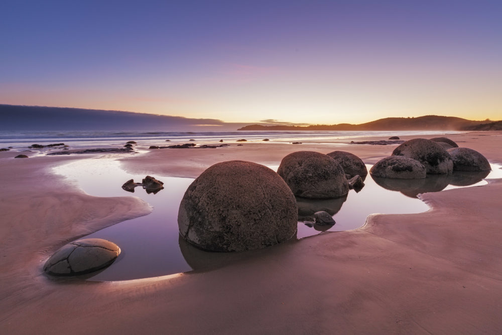 Famous Moeraki Boulders at low tide, Koekohe beach, New ...